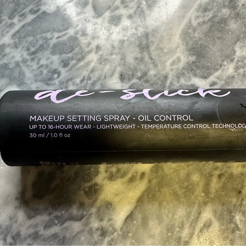 Urban Decay 100% authentic